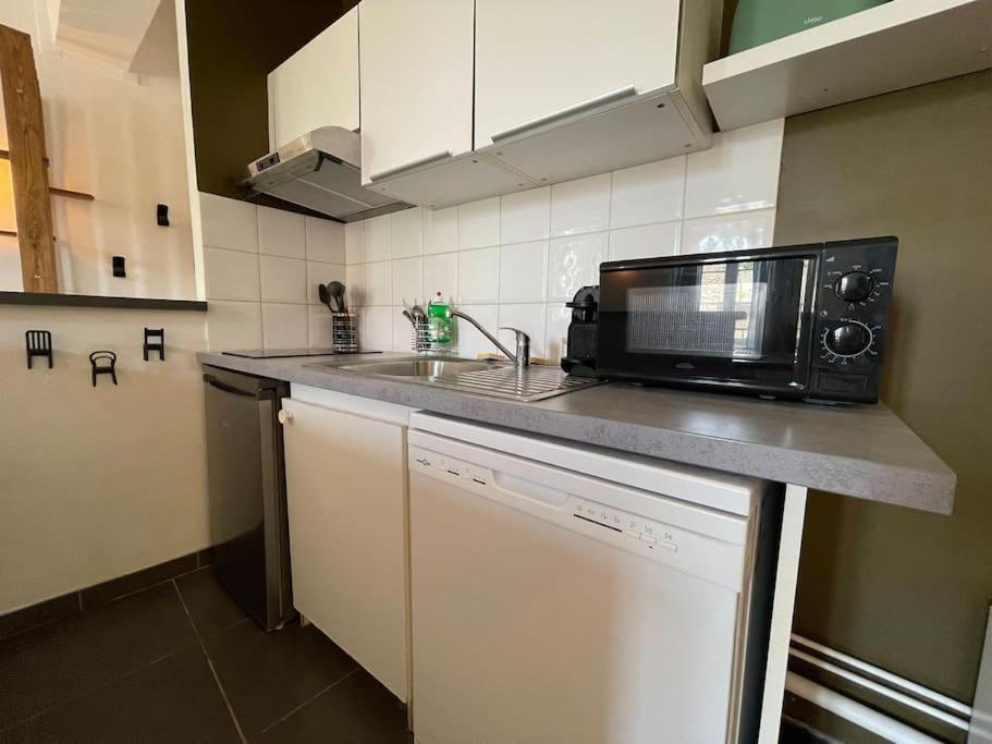 L'Appartement Tomey Avec Parking Каркассон Экстерьер фото
