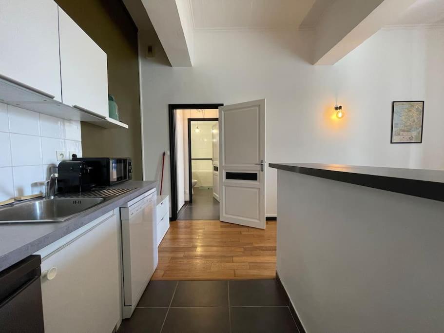L'Appartement Tomey Avec Parking Каркассон Экстерьер фото